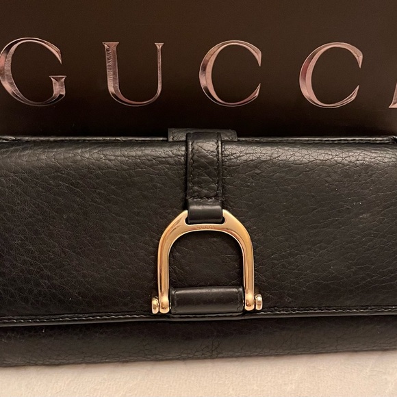 Gucci Horsebit Long Wallet - Picture 2 of 13